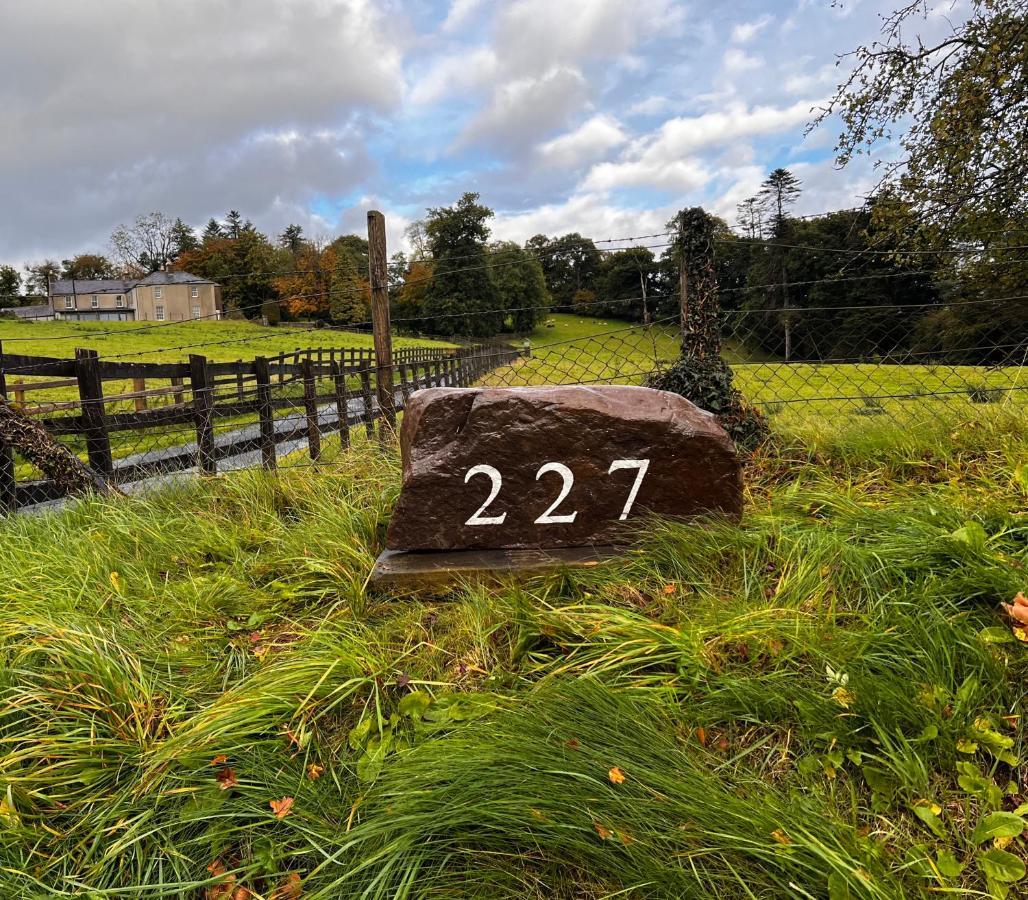 Rectory Cottage. Close To Enniskillen And Lakes. Exterior photo